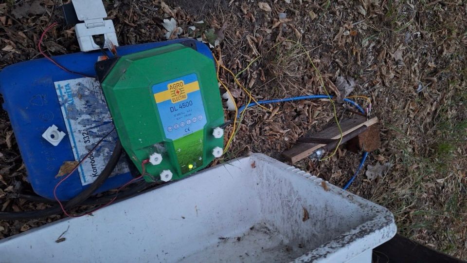 Termékértékelés - DL 4500 villanypásztor készülék, 12 V, 4,5 Joule, hálózati adapterrel - agroelectro.hu